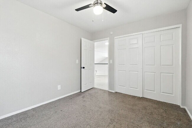 Building Photo - 4105 E Frye Rd