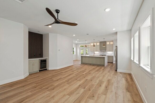 Building Photo - 3224 Omega St