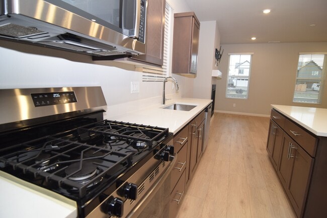 Building Photo - 8408 SE Quincy St