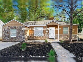 Building Photo - Move-in special: $500 off First months rent