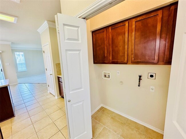 Building Photo - 16216 Castletroy Dr