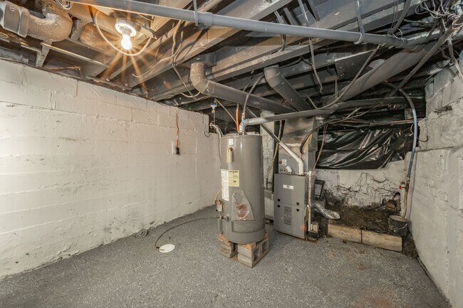 Building Photo - 1339 Wade St