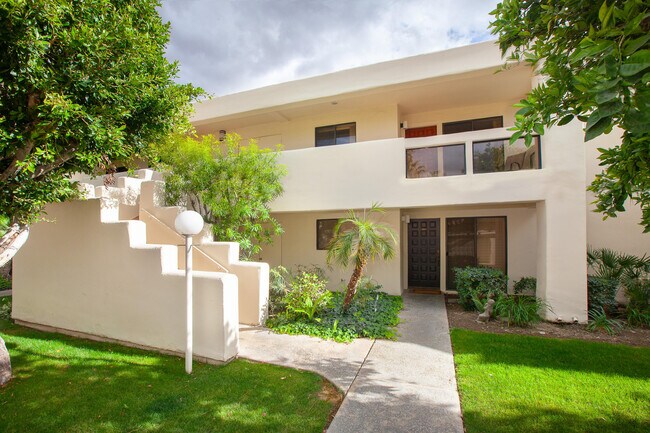 Building Photo - 255 E Avenida Granada