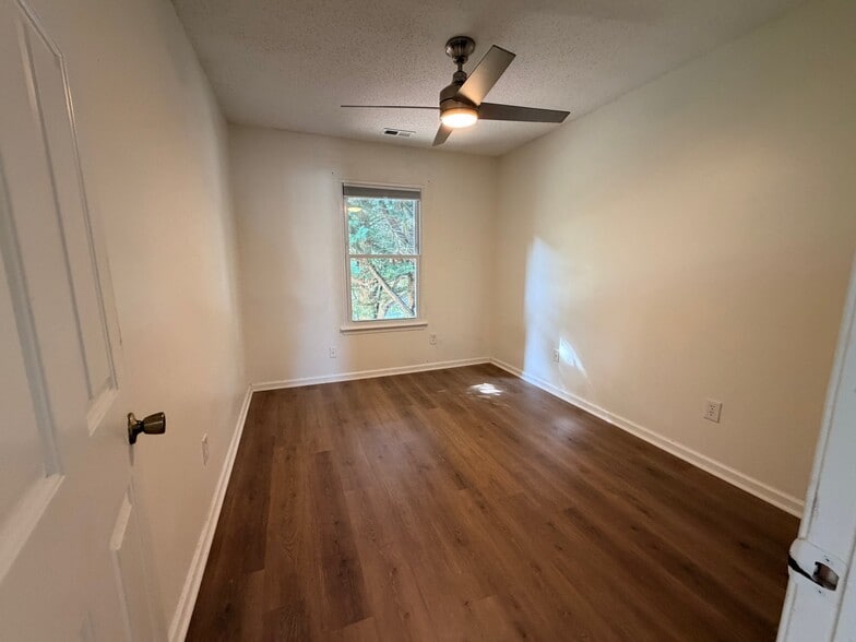Building Photo - 4515 Renwood Ct