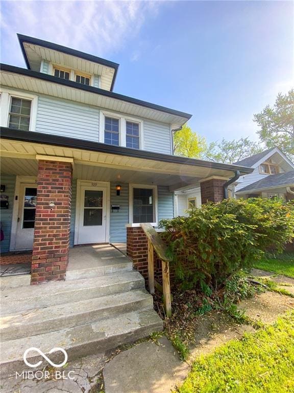 Primary Photo - 929 E Bradbury Ave