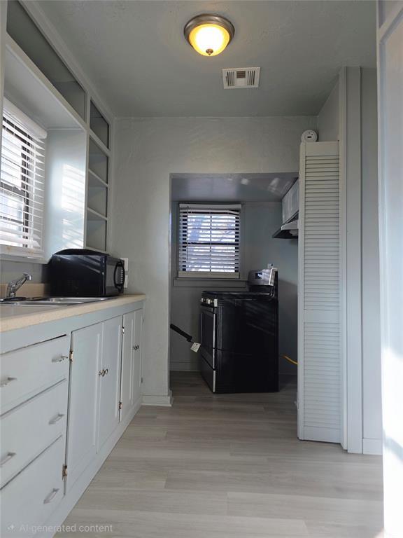 Building Photo - 1725 NW 18th St