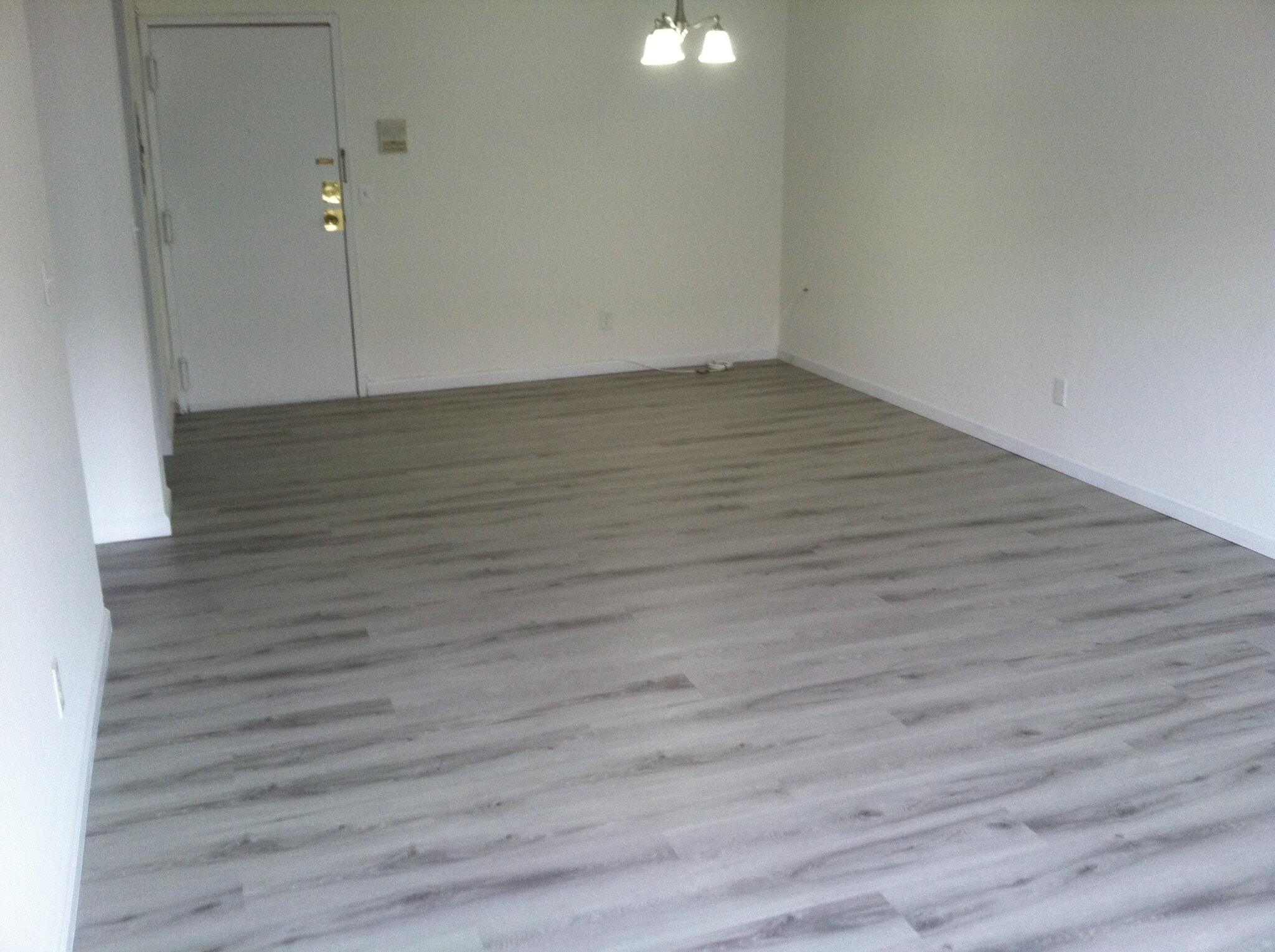 Building Photo - 1274 River Rd