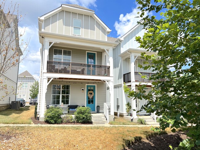 Building Photo - 745 Cottage Park Dr