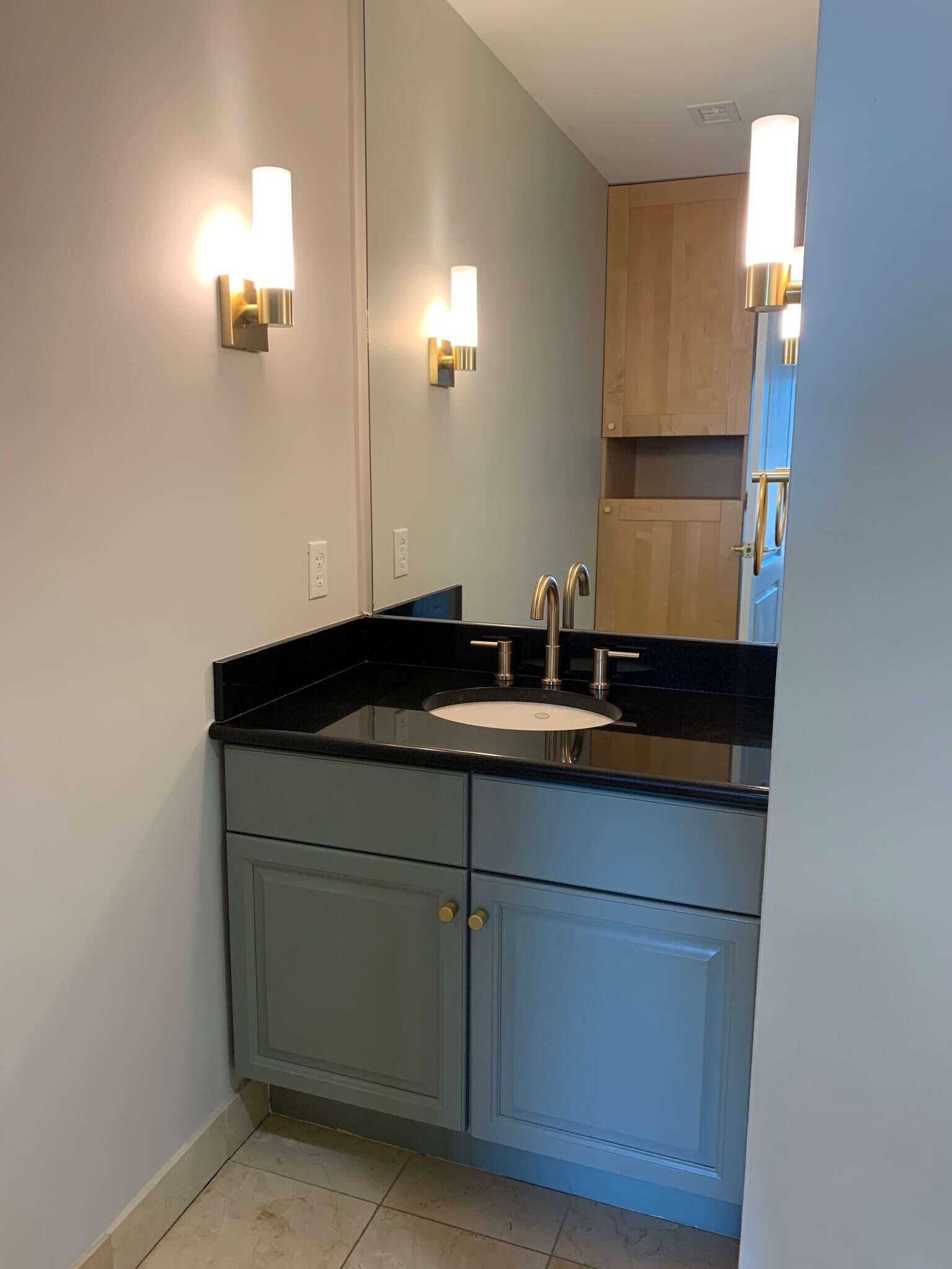 2nd full bath - 195 14th St NE