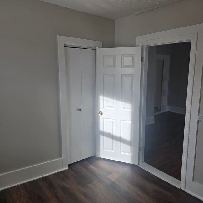 Building Photo - Auburn (186)