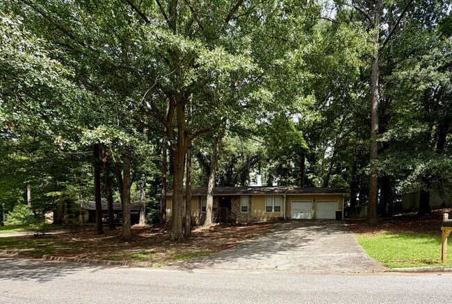 Building Photo - 7670 Glen Devon Rd