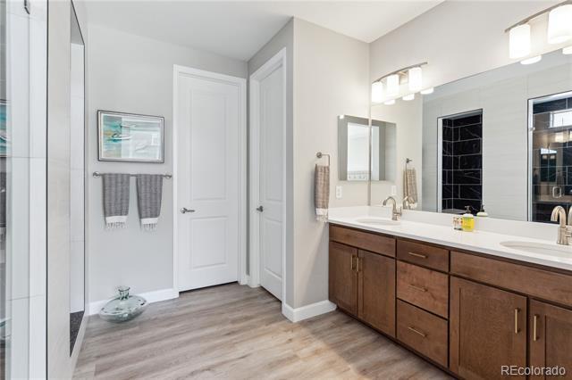Building Photo - 6601 Mentha Dr