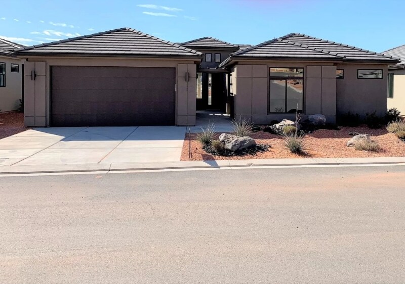 Building Photo - 983 Jonathon Dr