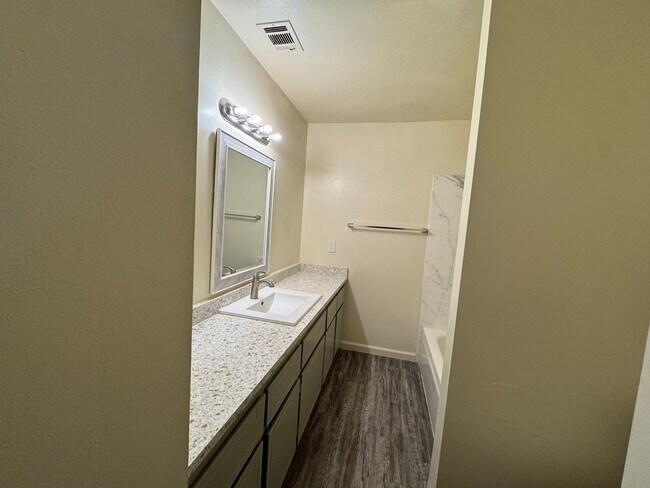 Building Photo - 3366 - Atreya