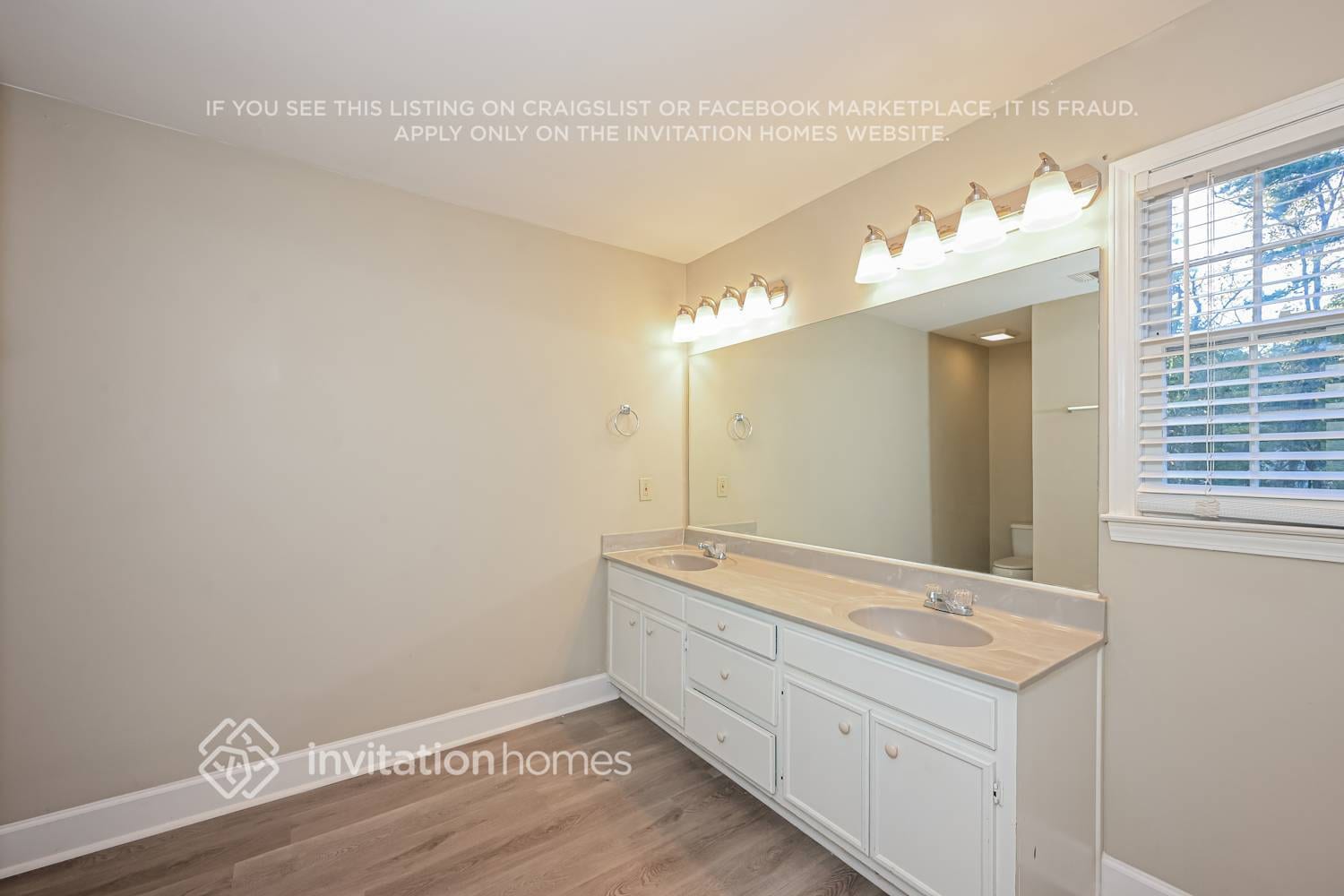 Building Photo - 1880 Furlong Run