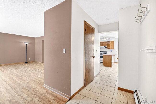 Building Photo - 2 Wayne Ave