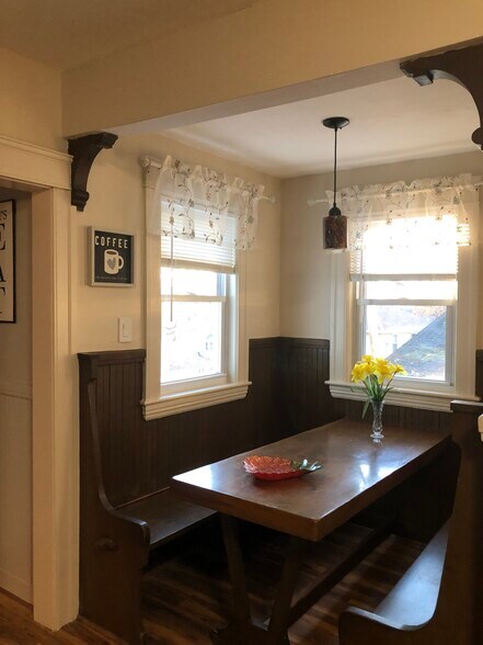 Building Photo - 61 Hadwen Rd