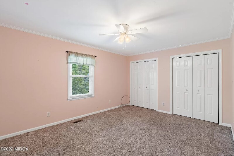 Building Photo - 205 Saddle Creek Ct