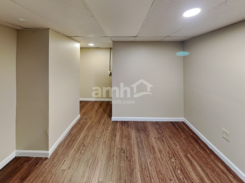 Building Photo - 7181 Candlestone Dr