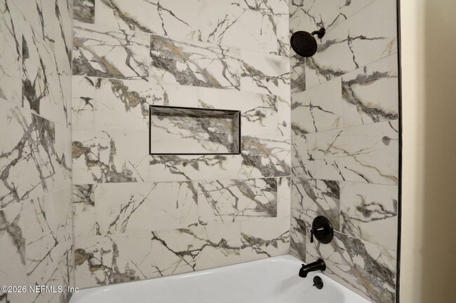 Building Photo - 2138 Larry Dr