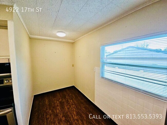 Building Photo - 4922 17th St