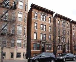 Building Photo - 306 60th St