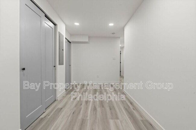 Building Photo - 1823 N Van Pelt St