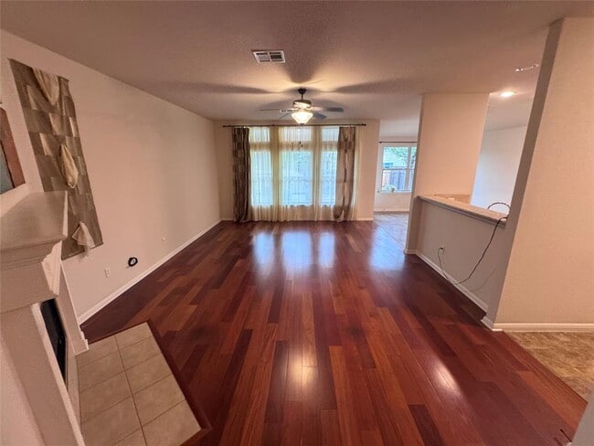 Building Photo - 11909 Timber Heights Dr