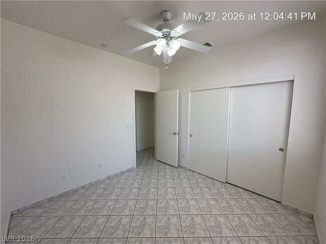 Building Photo - 1006 Wreath Ct