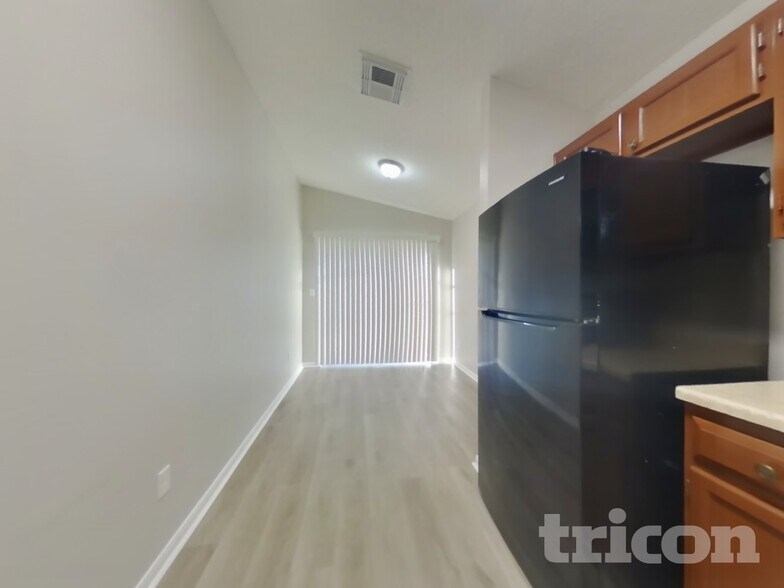 Building Photo - 3147 Boynton Dr