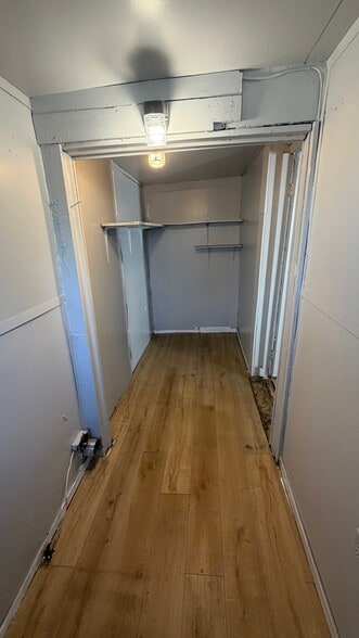 Laundry Room - 1108 Wyllie Ave