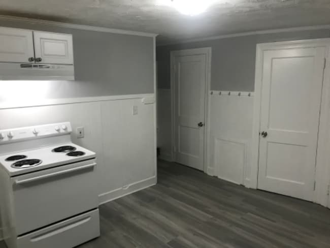 Building Photo - 189 Spring St