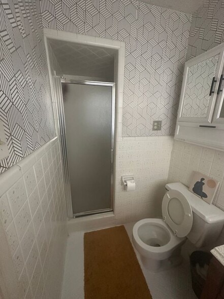 Building Photo - 3077 Laura Ln