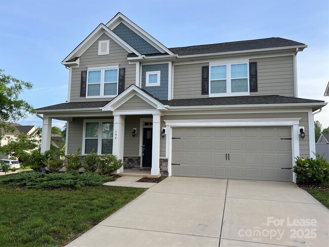 Primary Photo - 196 Longleaf Dr