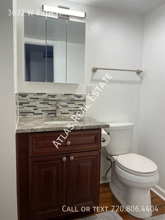 Building Photo - Coming Soon! Beautiful 2 Bedroom Unit in W...