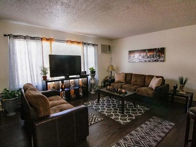 Building Photo - 1824 Ethan Wy