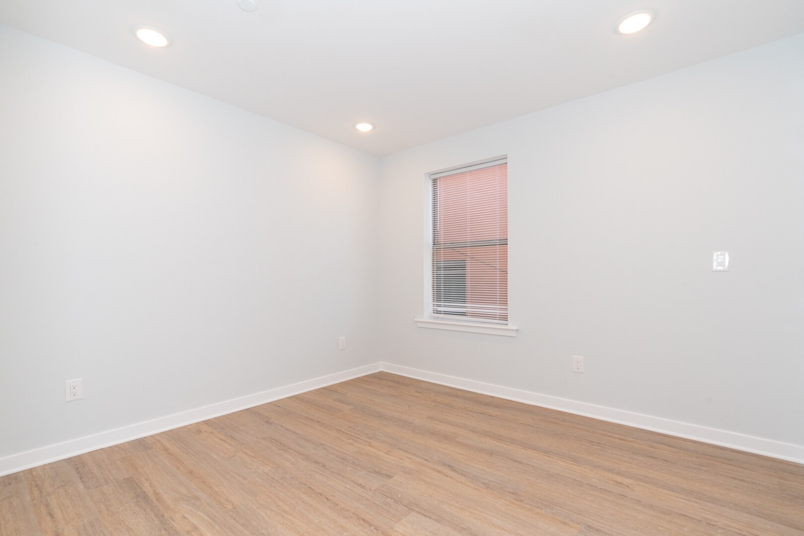 Building Photo - 644 32nd N St