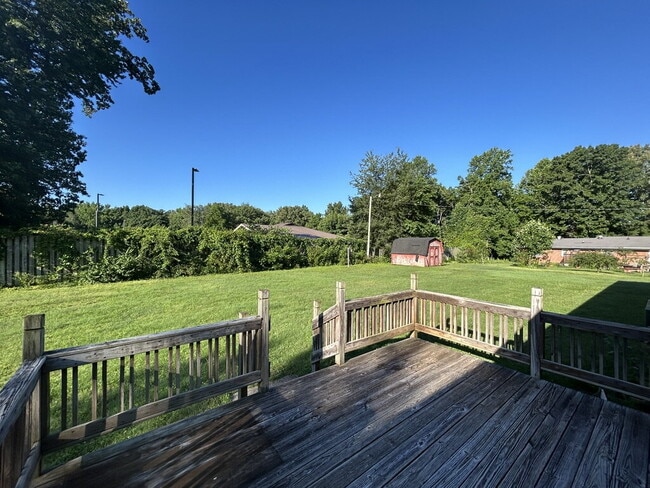 Building Photo - 3-Bedroom 2-Bathroom Home with 2 car garage  in Prime Cookeville Location!