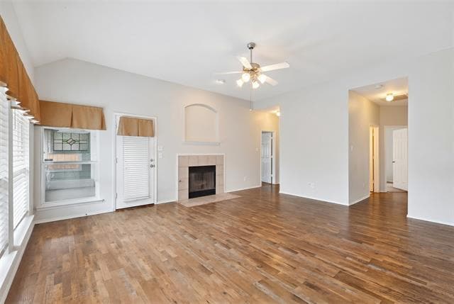 Building Photo - 9844 Meadow Rue Dr