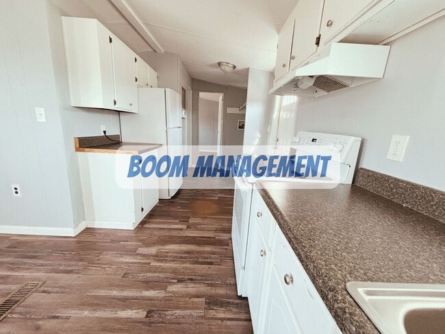 Building Photo - 176 Brookston Rd