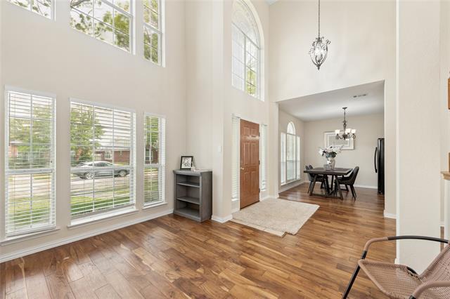 Building Photo - 5909 Vineyard Ln