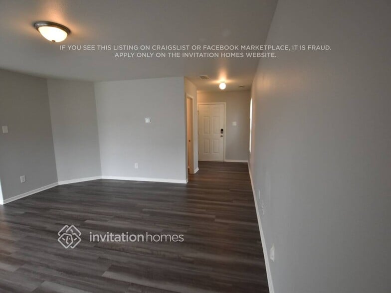 Building Photo - 165 Hunter Park Dr