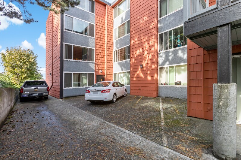 Building Photo - 5625 15th Ave NE