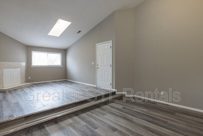 Building Photo - 3640 Cypress Creek Dr