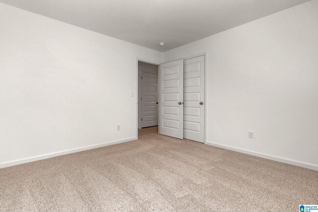 Building Photo - 2029 Eaton Pl