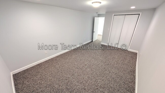 Building Photo - Spacious Updated Home on 1.6 Acres – Prime Location Near Arden, Fletcher & Mills River