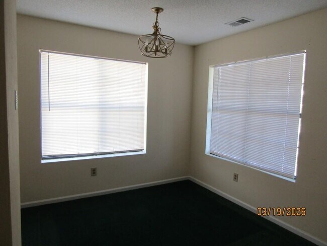 Building Photo - 1095 Plantation Dr