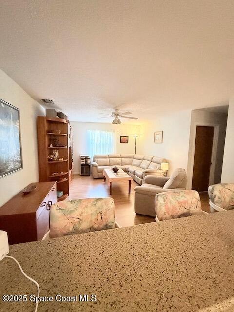 Building Photo - 106 Delvalle St