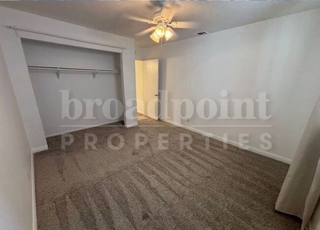 Building Photo - 1158 Corral Glen