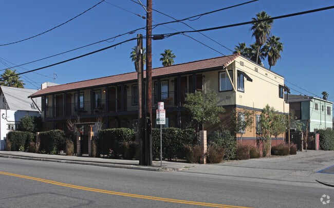 Building Photo - 118-120 N Avenue 64